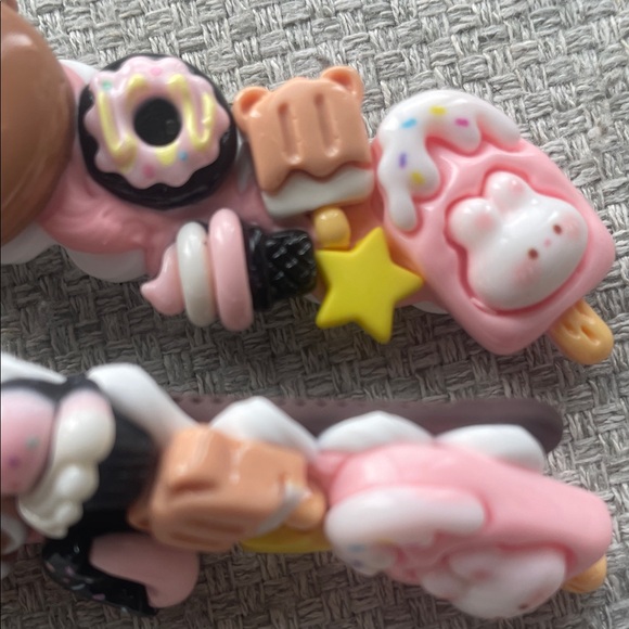 Hair Clips - Picture 6 of 7